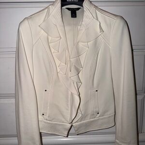 White-House Black-Market White Ruffled Women's Jacket Size 4